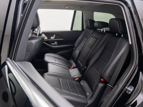 New 2026 Mercedes-Benz GLS 450 4MATIC image 18