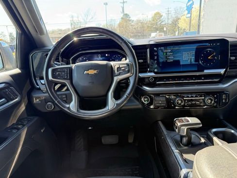 Used 2023 Chevrolet Silverado 1500 LTZ image 8