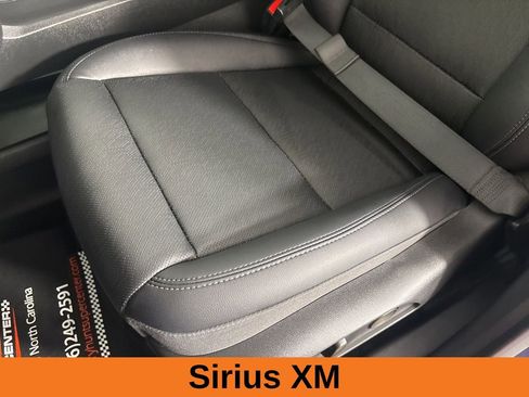 Used 2026 Chevrolet Equinox LT w/ Convenience Package II FWD image 10