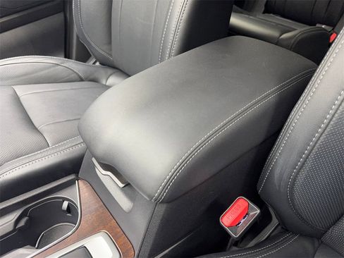 Used 2024 Subaru Ascent Touring image 73