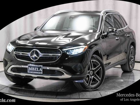 Certified 2026 Mercedes-Benz GLC 300 image 1