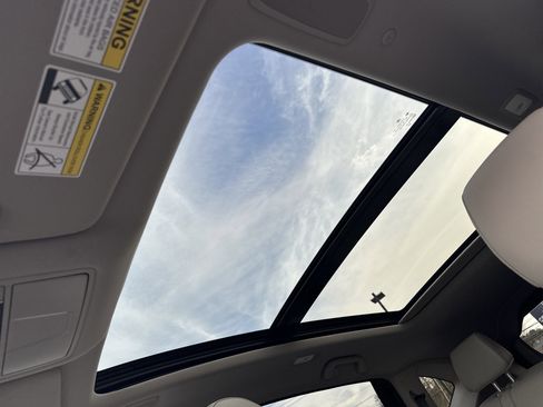 Certified 2025 Acura RDX SH-AWD w/ Technology Package image 37