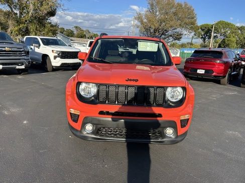 Used 2020 Jeep Renegade Altitude image 2