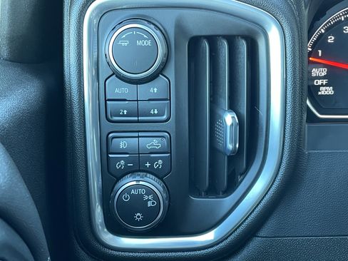 Used 2021 Chevrolet Silverado 1500 RST image 20