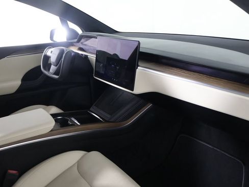 Used 2023 Tesla Model X AWD/4WD image 25