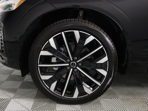 Certified 2026 Volvo XC60 B5 Ultra w/ Climate Package PRO AWD/4WD image 28