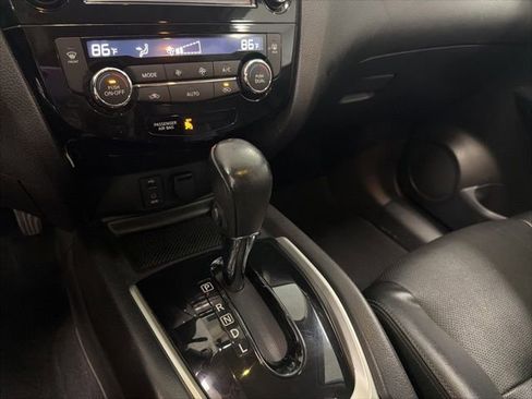 Used 2016 Nissan Rogue SL w/ SL Premium Package AWD/4WD image 21