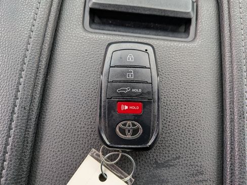 Certified 2024 Toyota Grand Highlander XLE image 40