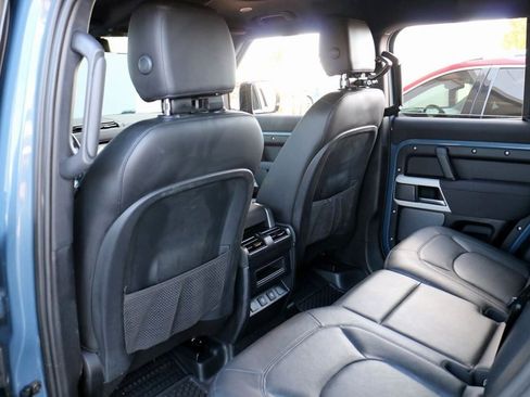 Used 2023 Land Rover Defender 110 S image 22