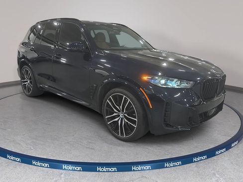 Certified 2025 BMW X5 sDrive40i w/ M Sport Package RWD image 3