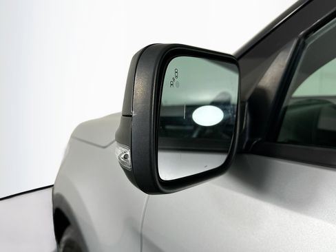 Used 2019 Ford Explorer XLT w/ Equipment Group 202A image 16