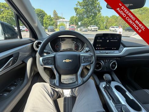 Used 2025 Chevrolet Blazer LT w/ Driver Confidence Package AWD/4WD image 16