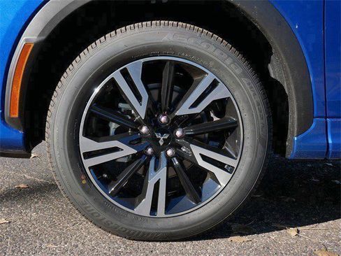 New 2026 Mitsubishi Eclipse Cross SEL image 7