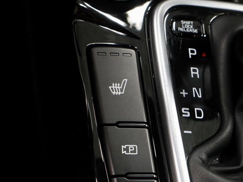 Used 2025 Kia Seltos X-Line AWD/4WD image 5
