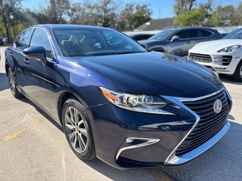 Used 2017 Lexus ES 300h image 7