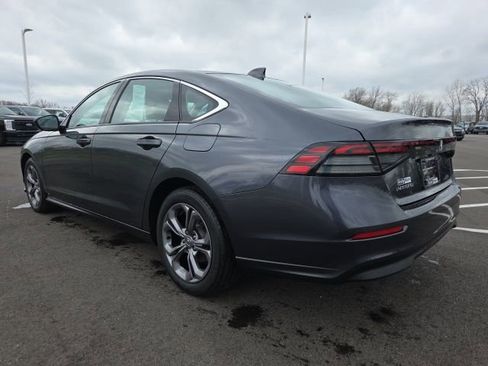 Used 2023 Honda Accord EX image 11