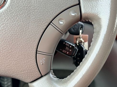 Used 2008 Toyota Sienna FWD image 33