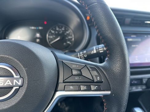 Used 2023 Nissan Kicks SR w/ SR Premium Package image 21