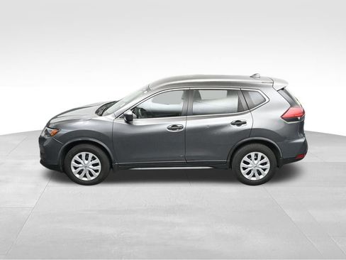 Used 2017 Nissan Rogue S FWD image 20