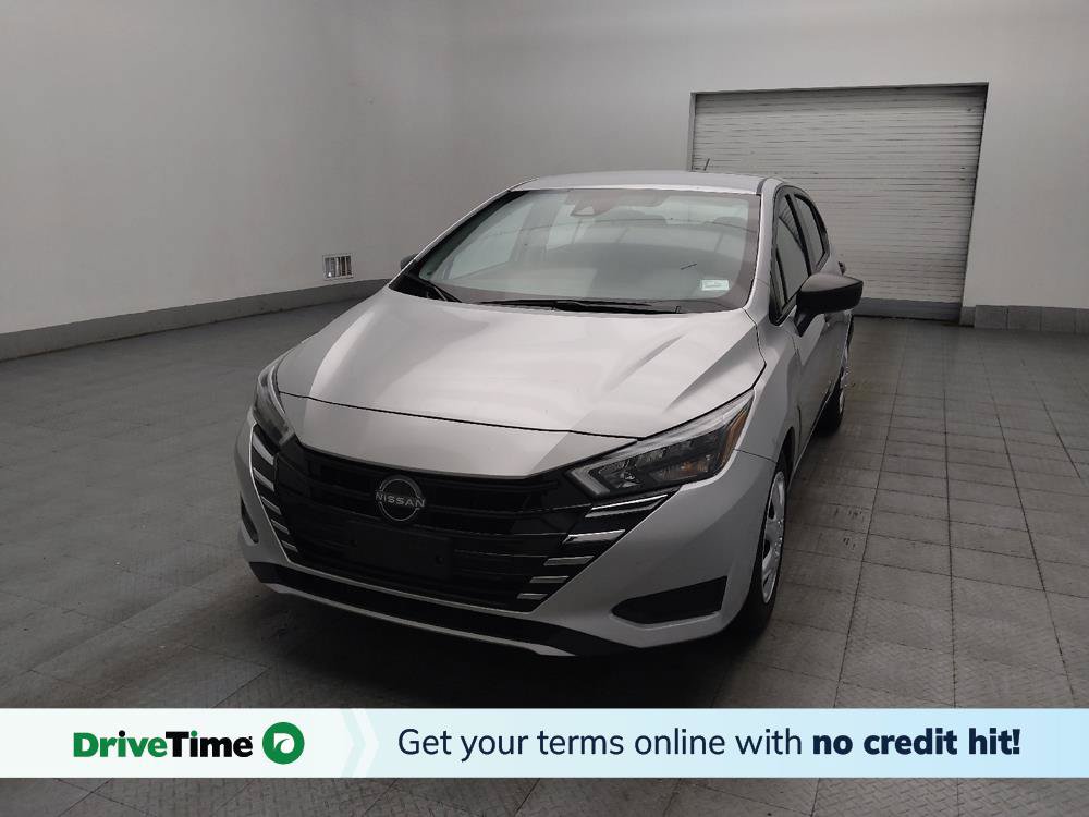 Used 2025 Nissan Versa S FWD image 1