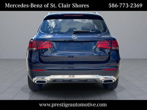 Used 2021 Mercedes-Benz GLC 300 4MATIC image 5