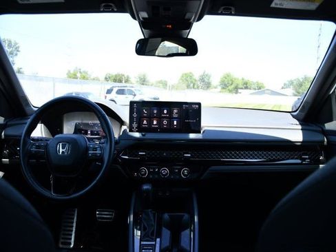 Used 2024 Honda Accord Sport image 23