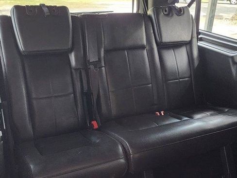 Used 2010 Lincoln Navigator L 4WD image 28