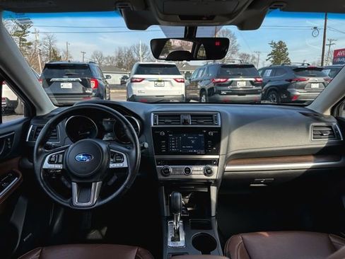 Used 2017 Subaru Outback 3.6R Touring w/ Popular Package #5A image 20
