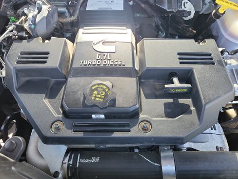 Certified 2024 RAM 3500 Big Horn w/ Sport Appearance Package image 31