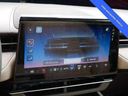 Used 2024 Lincoln Nautilus Premier w/ Equipment Group 102A image 21