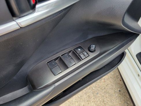 Used 2023 Toyota Camry SE FWD image 24