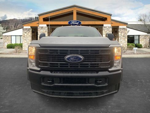 New 2024 Ford F450 XL image 2