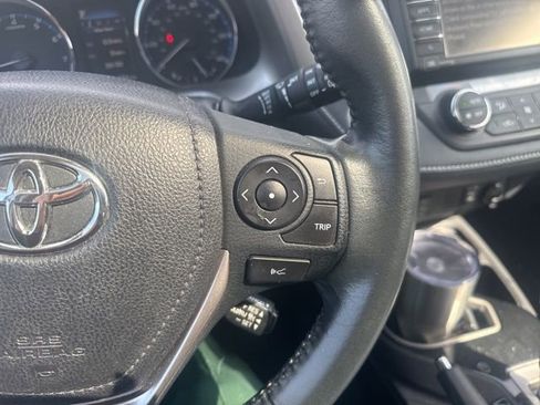 Used 2016 Toyota RAV4 Limited w/ Protection Package image 9