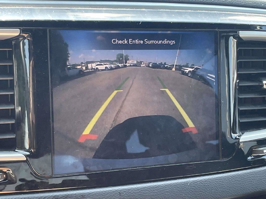 Used 2020 Chrysler Pacifica Touring-L Plus w/ S Appearance Package FWD image 28
