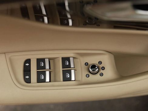 Used 2018 Audi Q7 3.0T Prestige w/ Prestige Package image 16