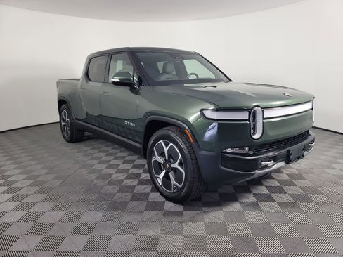 Used 2024 Rivian R1T Adventure AWD/4WD image 7