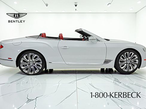 Certified 2022 Bentley Continental GT Mulliner AWD/4WD image 13