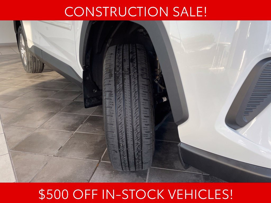 Used 2023 Toyota RAV4 XLE w/ Convenience Package AWD/4WD image 18