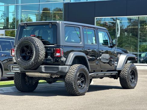 Used 2020 Jeep Wrangler Unlimited Sport AWD/4WD image 3