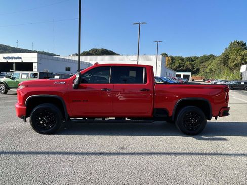 Used 2021 Chevrolet Silverado 3500 LTZ w/ LTZ Plus Package AWD/4WD image 4