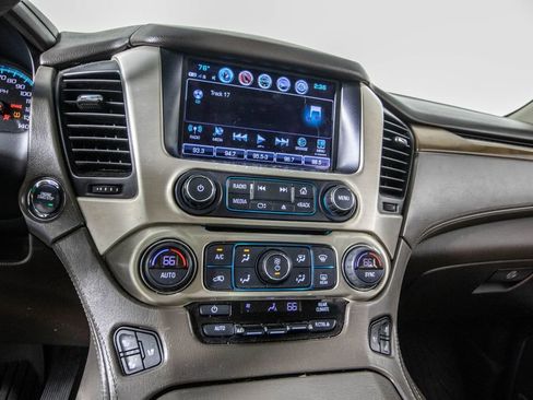 Used 2019 GMC Yukon XL Denali w/ Denali Ultimate Package image 25