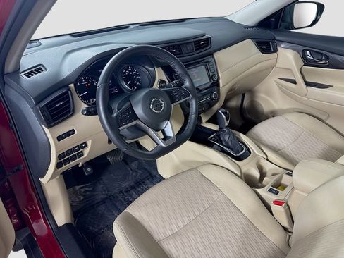 Used 2019 Nissan Rogue SV AWD/4WD image 10