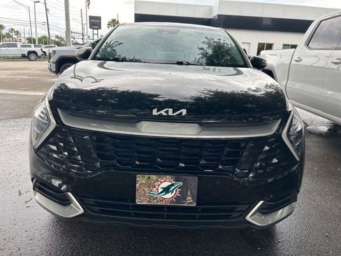 Used 2023 Kia Sportage EX FWD image 2