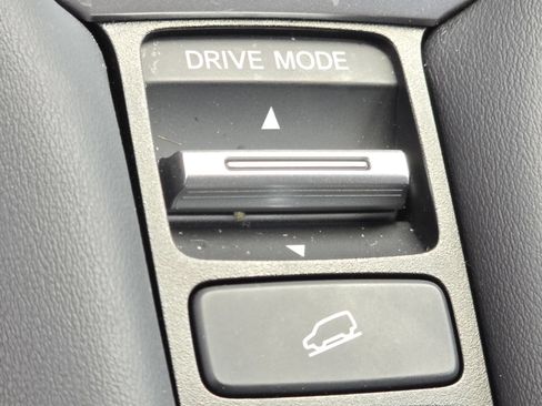 Used 2024 Honda HR-V Sport image 9