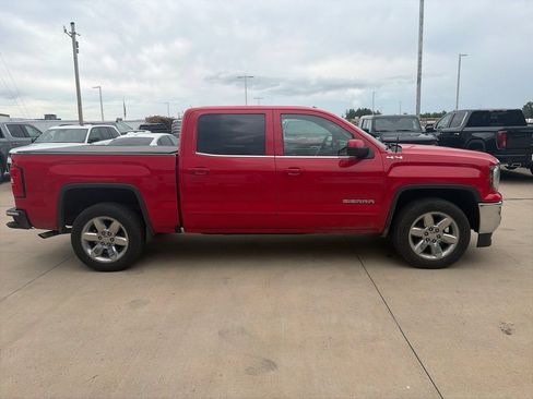 Used 2017 GMC Sierra 1500 SLE AWD/4WD image 6