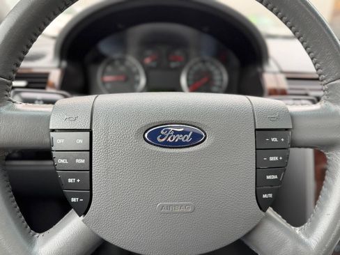 Used 2005 Ford Five Hundred SEL image 27