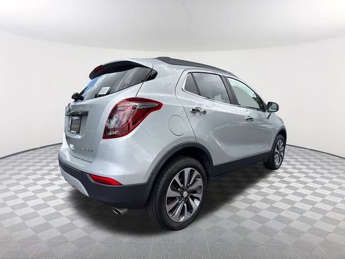 Used 2022 Buick Encore Preferred w/ Safety Package FWD image 5
