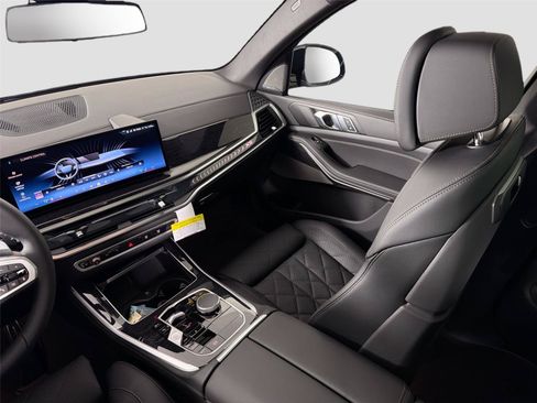 New 2026 BMW X5 sDrive40i w/ M Sport Package RWD image 48