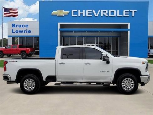 Certified 2025 Chevrolet Silverado 2500 LTZ w/ LTZ Convenience Package image 5