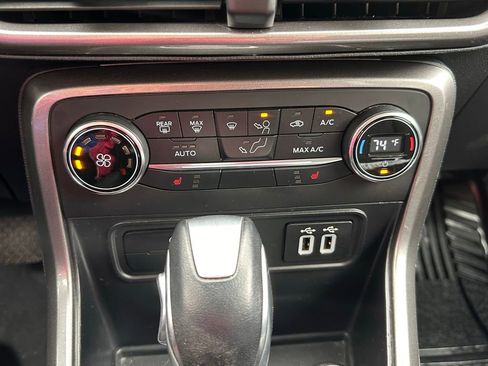 Used 2019 Ford EcoSport SE w/ SE Convenience Package AWD/4WD image 26